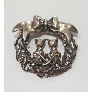 Vintage Mark Jezlaine Sterling Silver Pin Brooch Holiday Wreath Cats Christmas